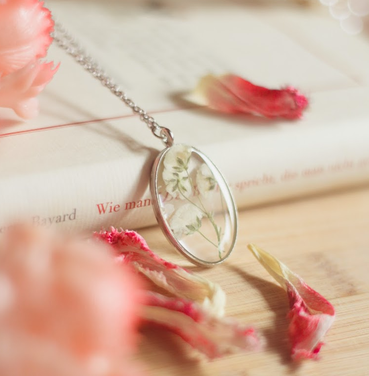 Gypsophila❤︎ necklace